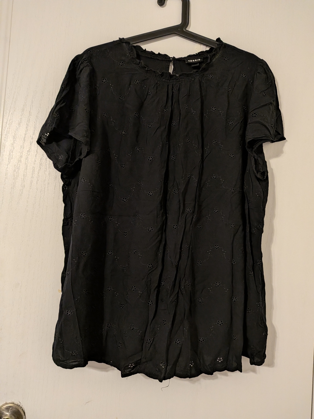 Torrid 2XL Black Eyelet Short Sleeve Blouse